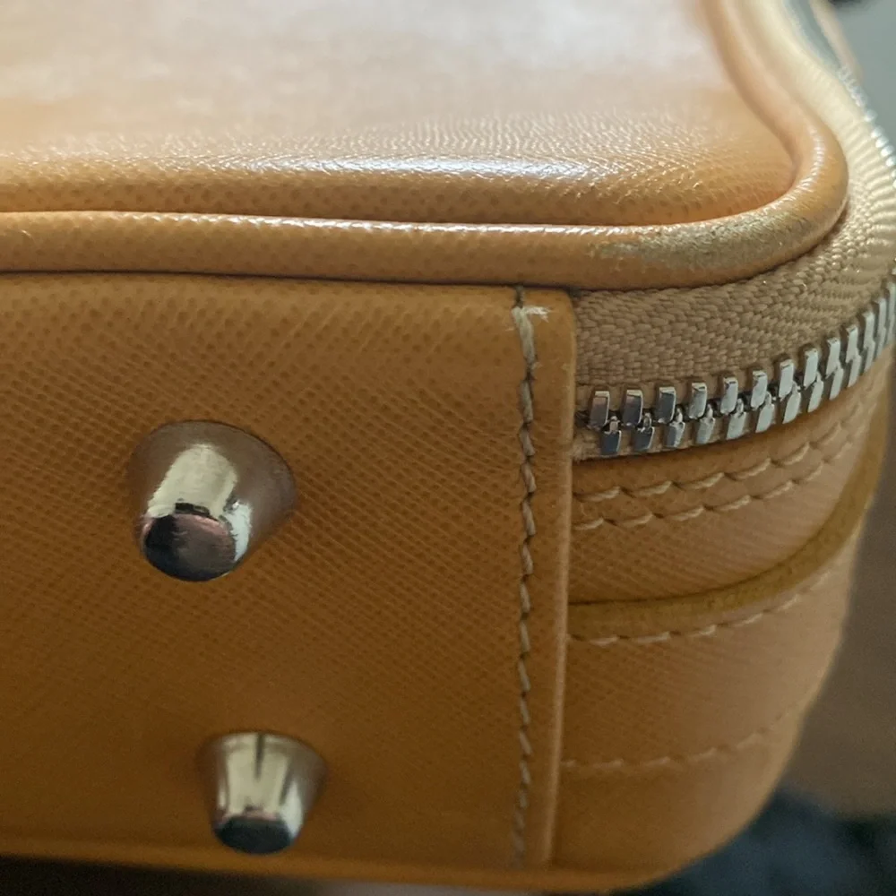 Giorgio Fedon Stylish Leather Briefcase. Made in Italy
